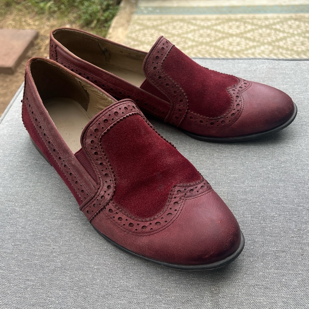 Women’s Burgundy Leather Loafers size 7